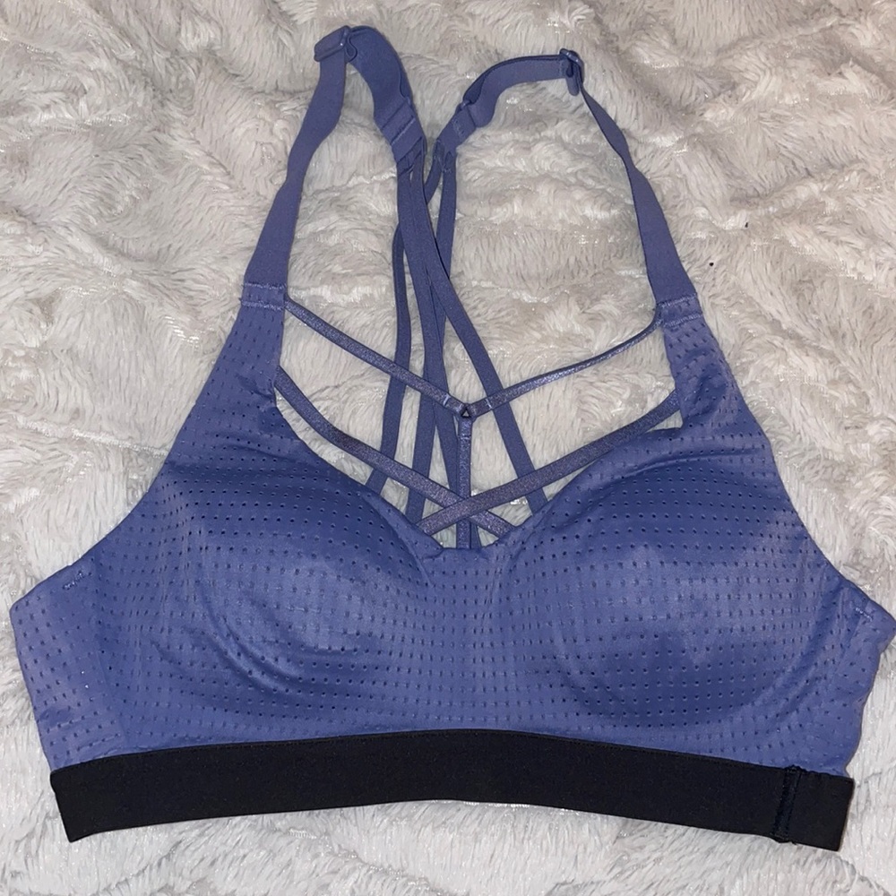 VS Sports Bra